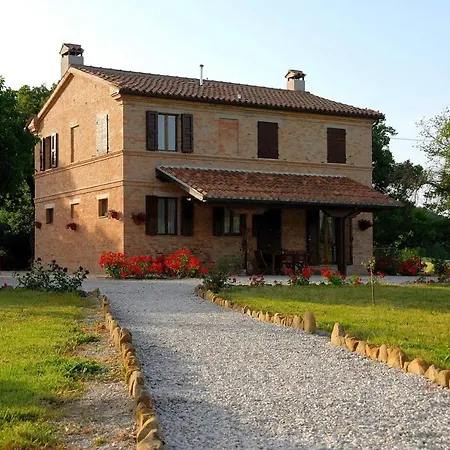 Vakantieboerderij Agriturismo Le Conelle Piticchio